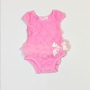 POPATU Pedal Ruffled Onesie-Pink